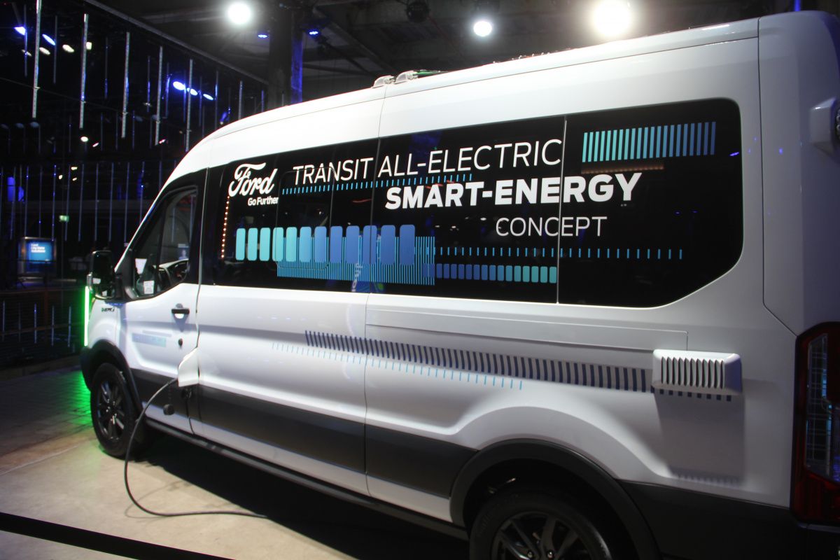 Свет вместо тепла: Ford снижает расход электроэнергии